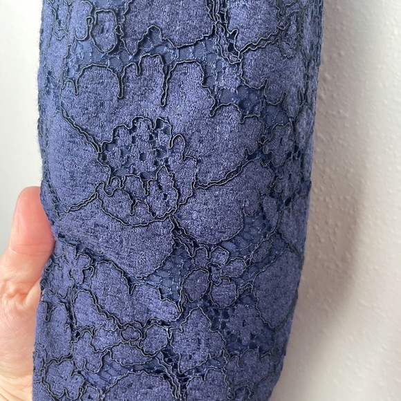 NWT Maggy London Navy Valentine Midi Dress with 3-d floral appliques Sz. 6 - Picture 11 of 13